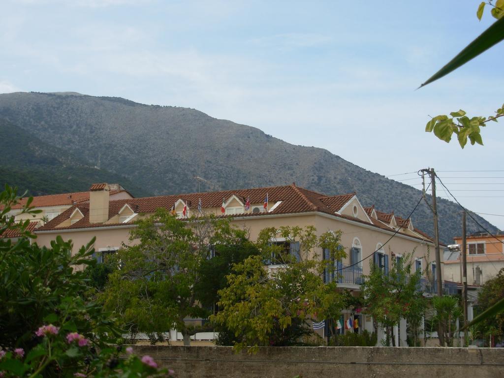 Louisa Studios Poros  Exterior photo
