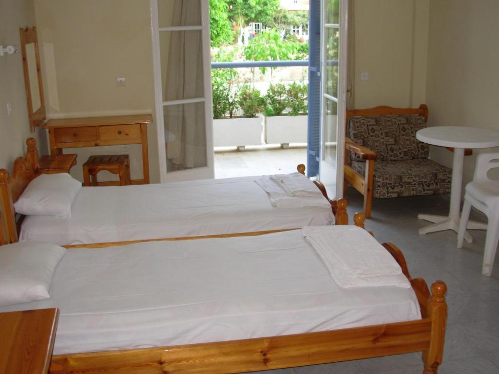 Louisa Studios Poros  Exterior photo